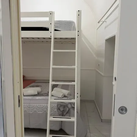 House Lazzi Апартаменты Неаполь